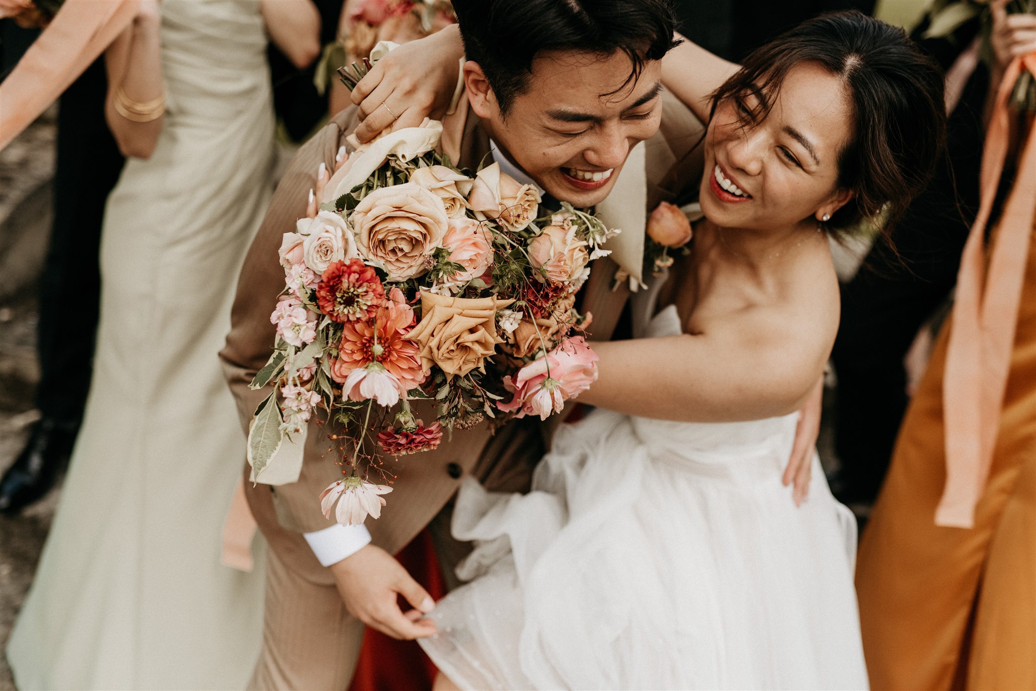 Pellicola Oro LUT — golden film stock wedding